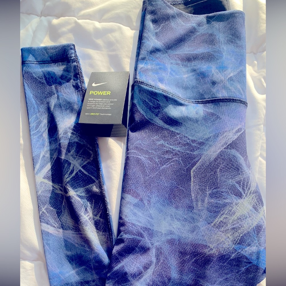 Nike leggings. Brand new!